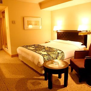 Deluxe Double Room Smoking